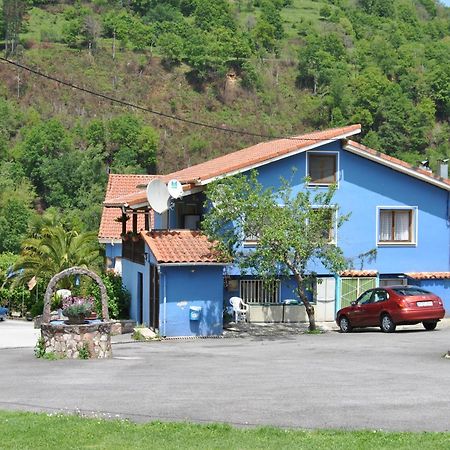Hotel Avelina Onís Esterno foto