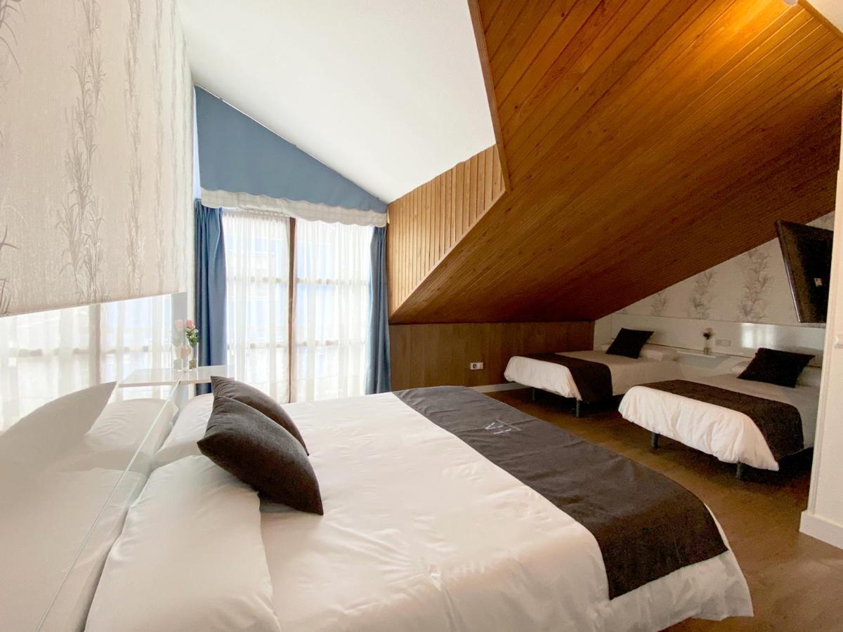Hotel Avelina Onís Esterno foto