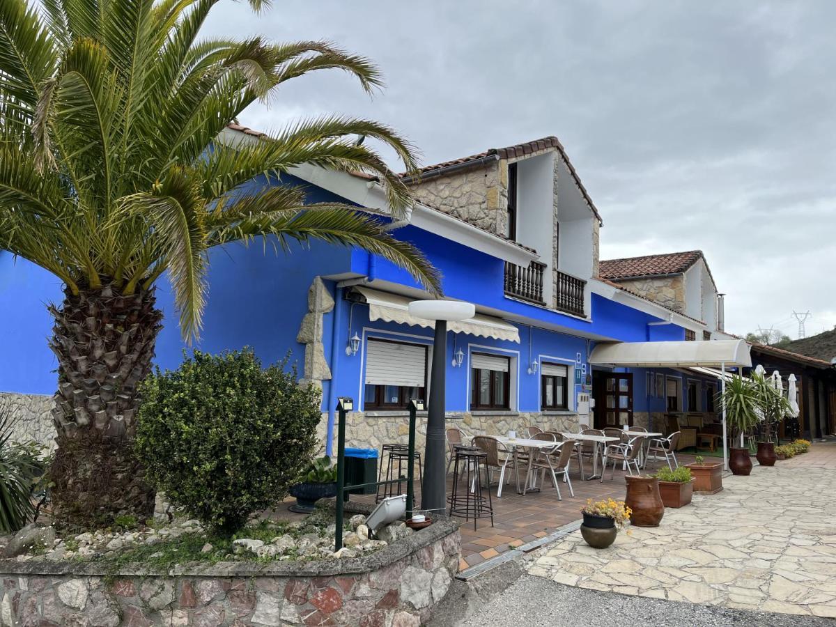 Hotel Avelina Onís Esterno foto